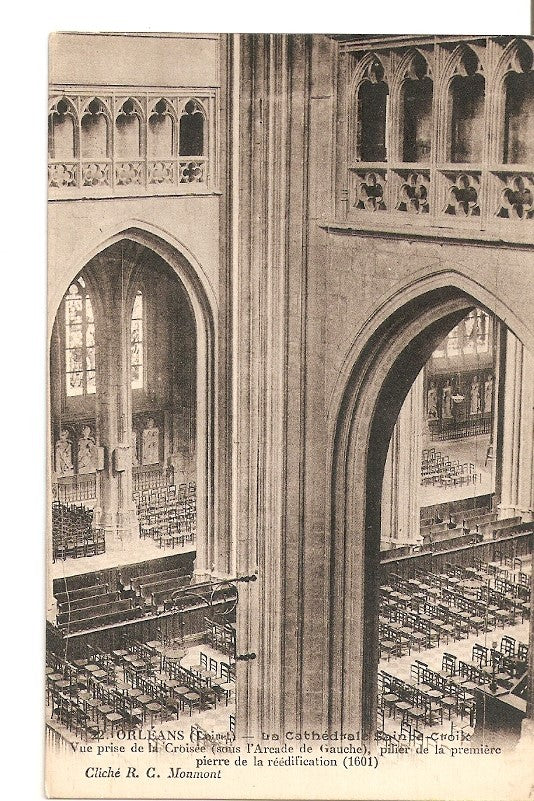 Postal 036186 : Orleans. La Cathedrale Sainte-Croix. Vue prise de la Croisee