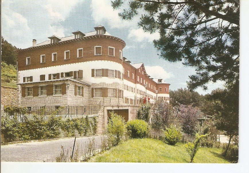 Postal 036224 : Residencia de empleados del BHA El Ventorillo (Navacerrada). Fachada principal