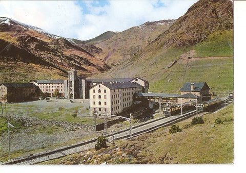 Postal 036727 : Nuria/ Estacion invernal y veraniega. Vista general del Santuario