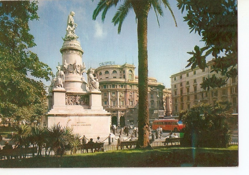 Postal 036748 : Genova. Minumento a Cristoforo Colombo