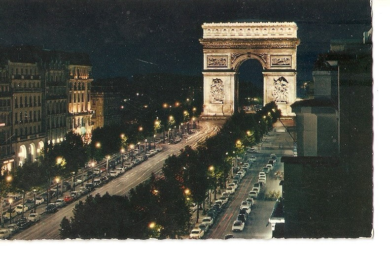 Postal 036901 : Paris. Avenue des Champs-Elysees et lArc de Triomphe