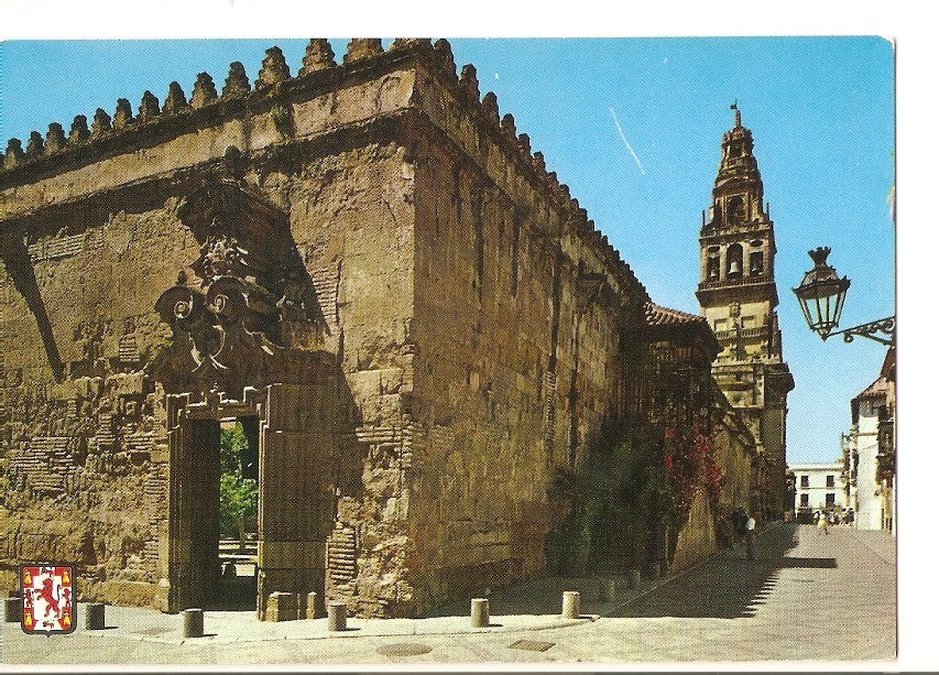 Postal 036951 : Cordoba. Virgen de los Faroles y Campanario de la Mezquita