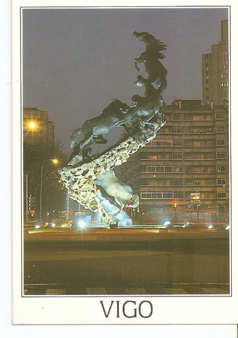 Postal 037141 : Vigo. Plaza de España. Nocturna