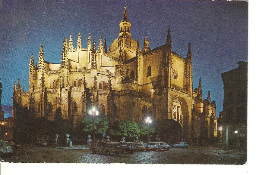 Postal 037279 : Segovia. Catedral vista nocturna