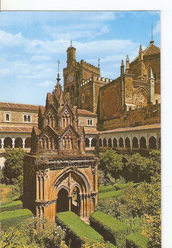 Postal 037333 : Guadalupe. Angulo del claustro mudejar (S.XIV-XV)