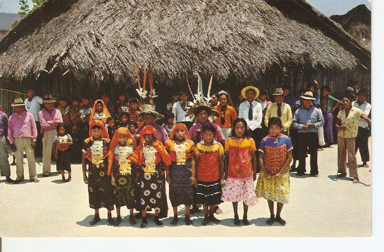 Postal 037437 : Fiesta en el Dia de los Indios en una Isla de San Blas