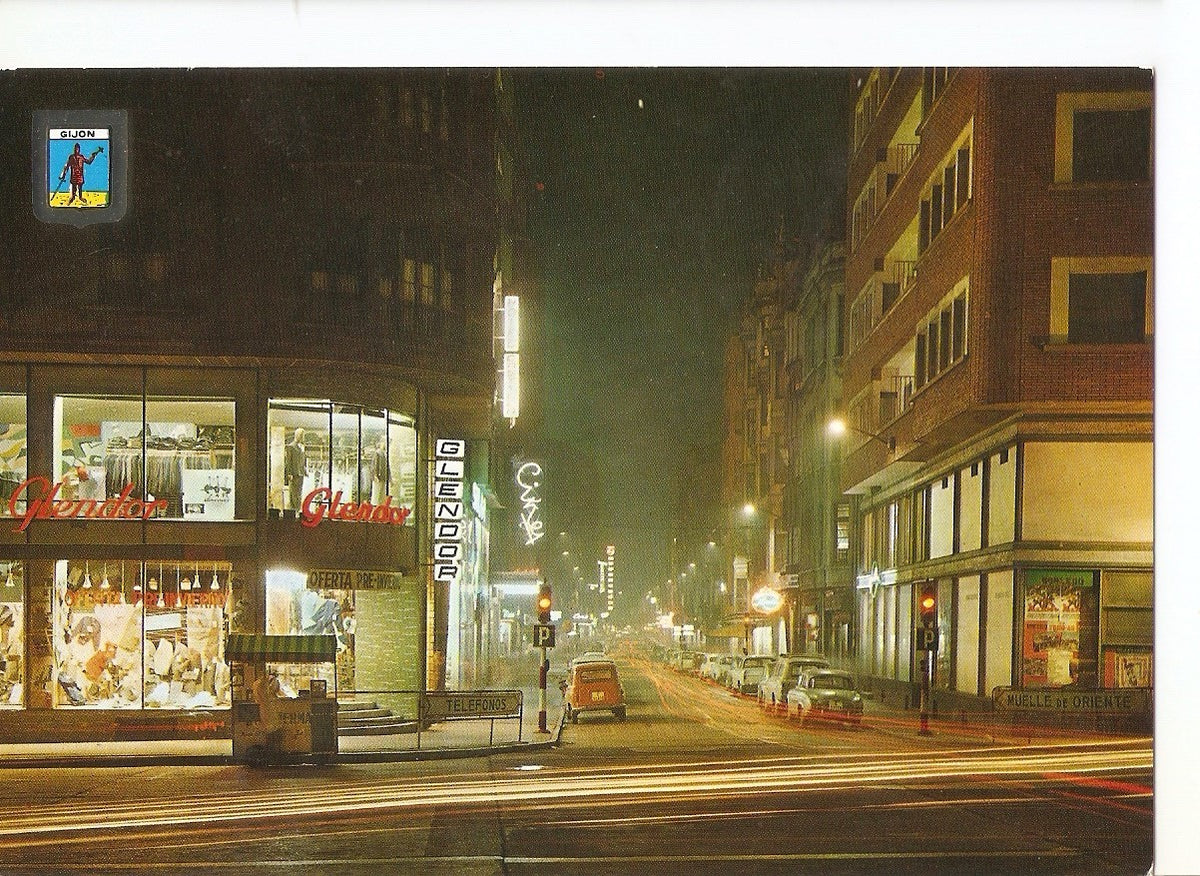 Postal 037703 : Gijon. Calle Corrida. Vista nocturna