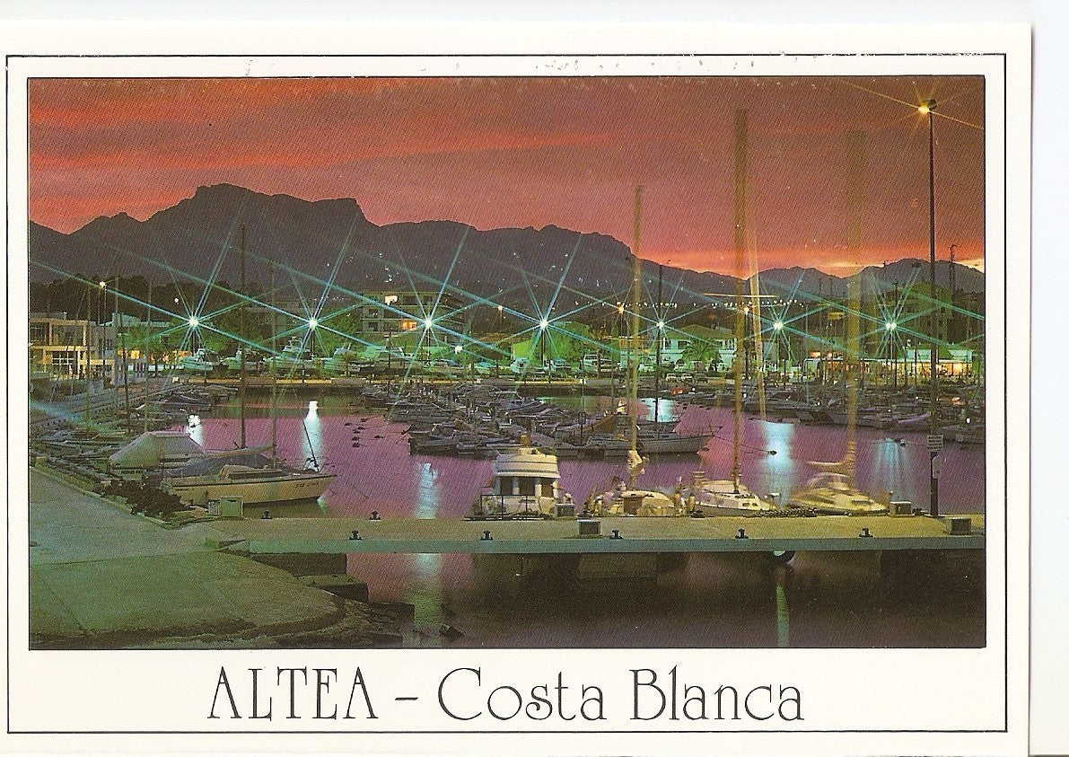Postal 037917 : Altea (Alicante). Atardecer en el puerto