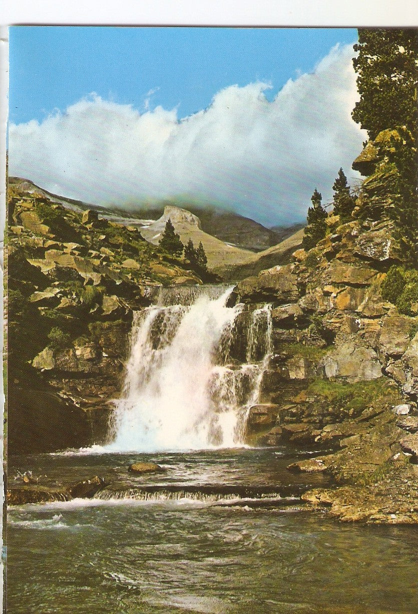 Postal 038088 : Parque Nacional de Ordesa. Gradas de Soasa y Torre de Goritz