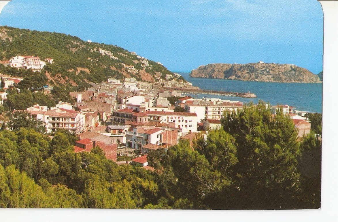 Postal 038145 : Estartit (Costa Brava). Vista parcia e Islas Medas