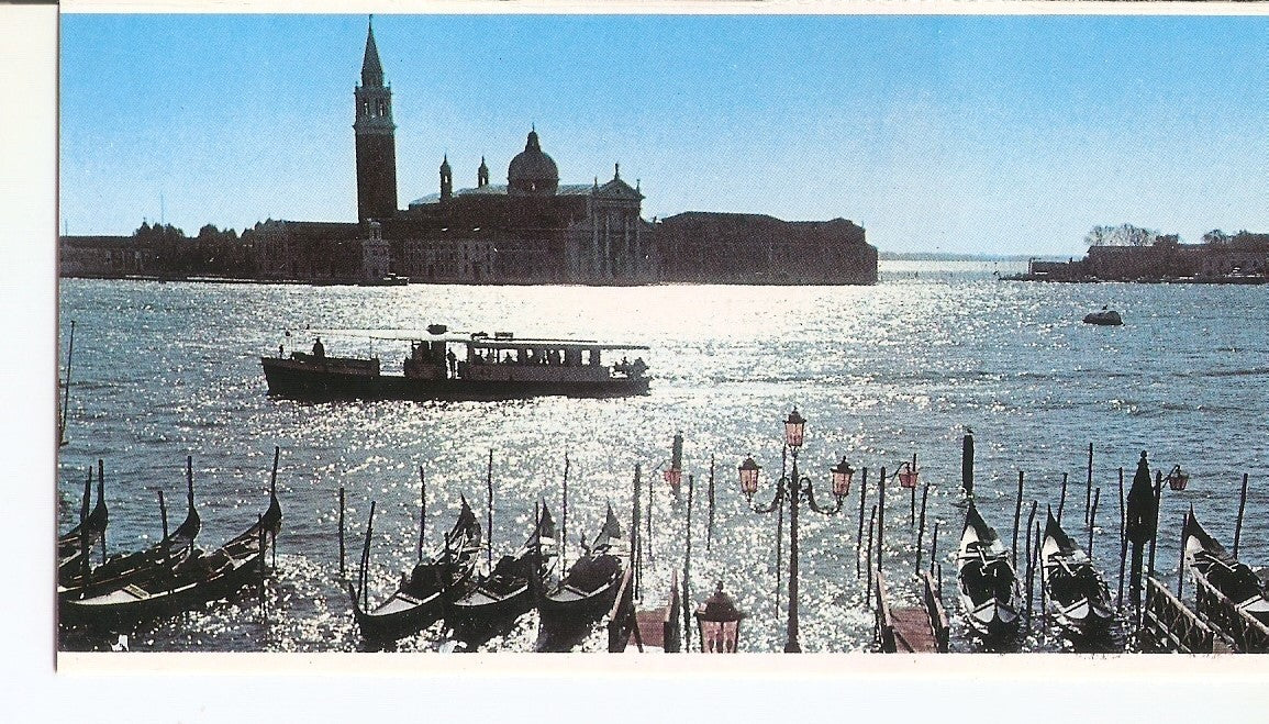 Postal 038197 : Venecia. Isla de San Jorge frente a la pequeña plaza San Marcos