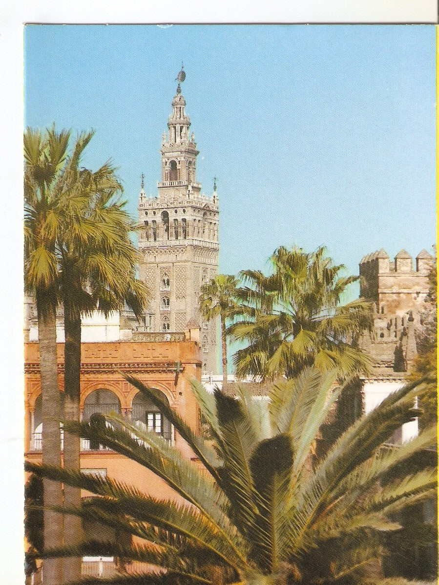 Postal 038211 : Sevilla el Alcazar. Jardin del Acazar y Giralda