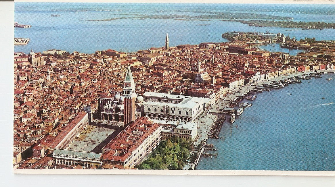 Postal 038267 : Venecia. Iglesia de la Salud (puesta de sol)