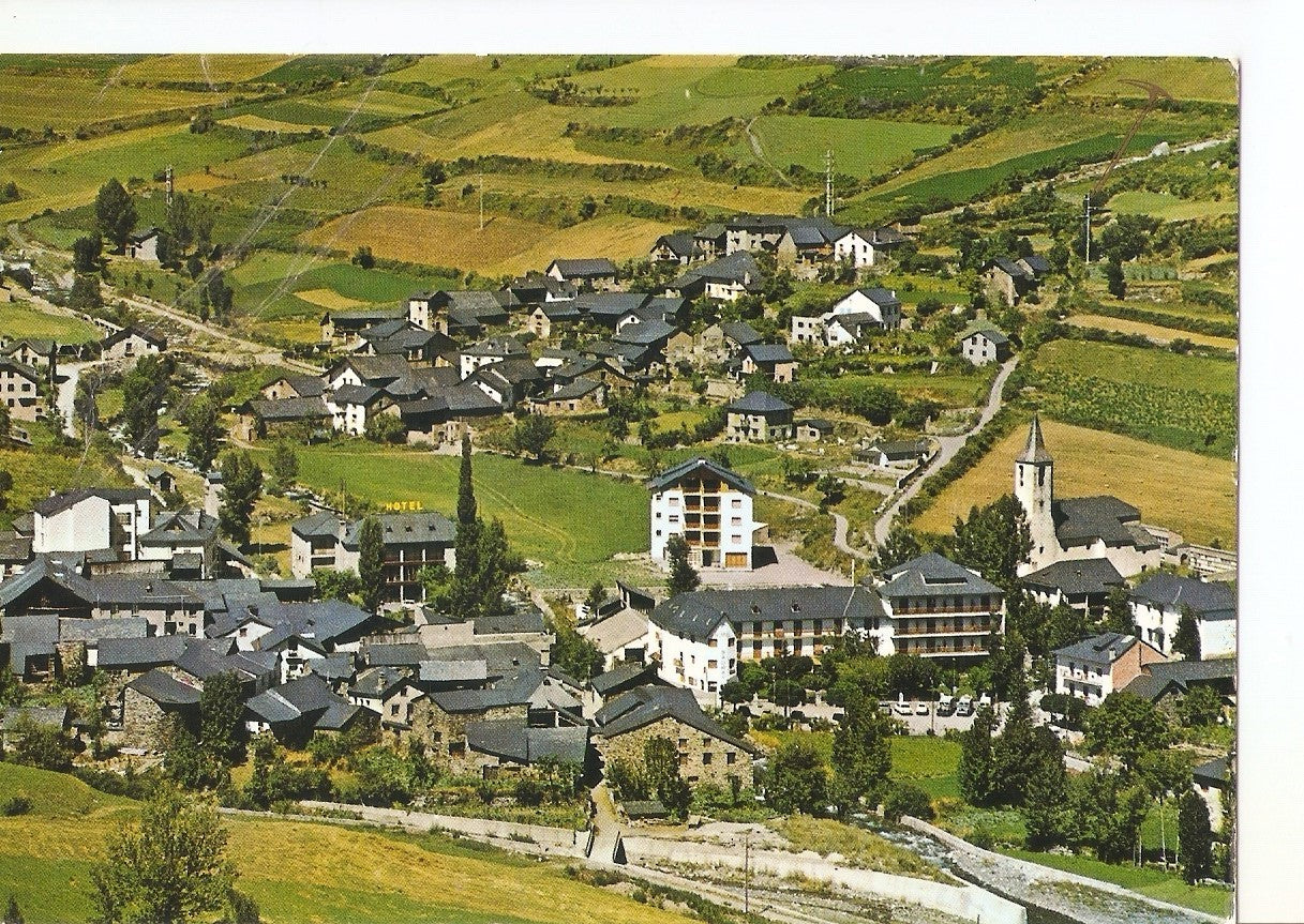 Postal 038411 : Espot Pirineu catala. Vista aerea