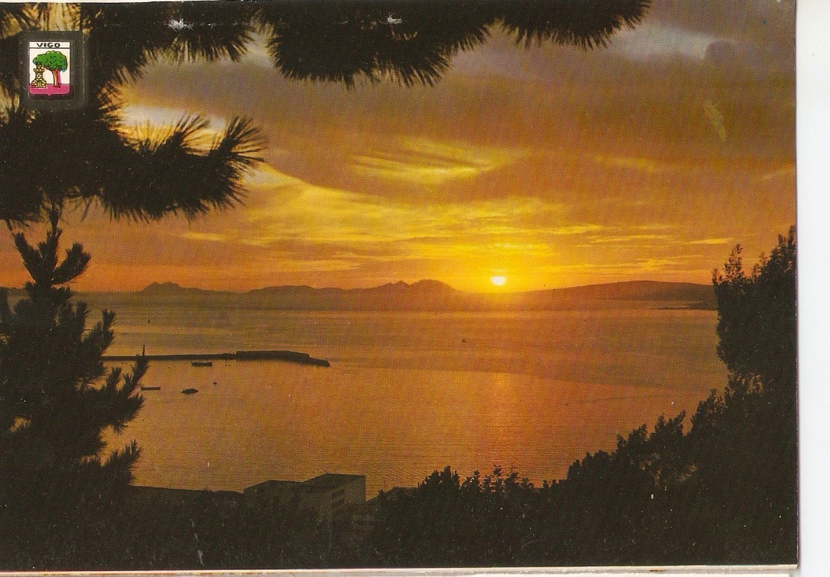 Postal 038479 : Vigo. Islas Cies. Puesta de Sol