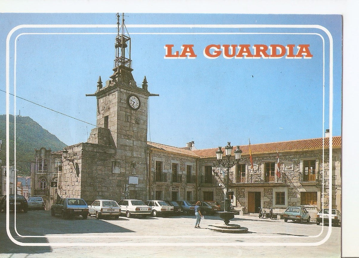 Postal 038514 : La Guardia (Galicia). Iglesia y Ayuntamiento