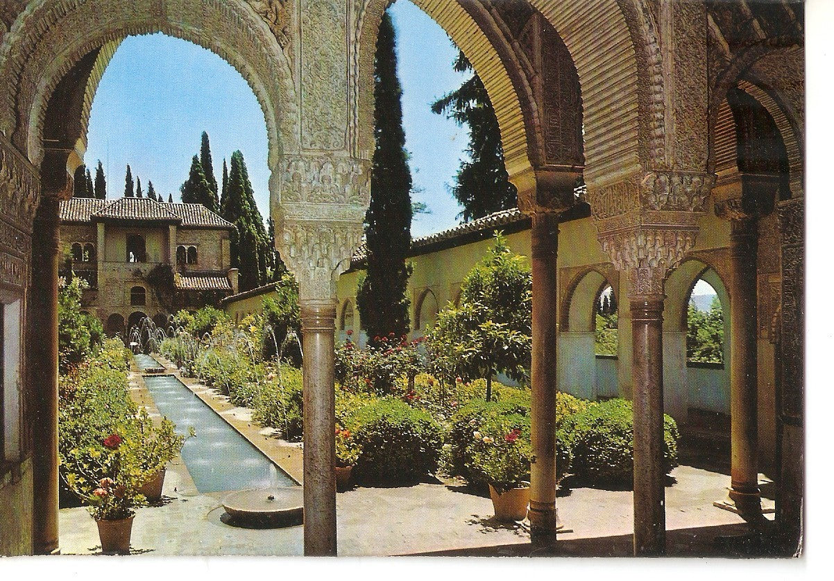 Postal 038717 : Granada. Generalife. Arcadas Patio Acequia