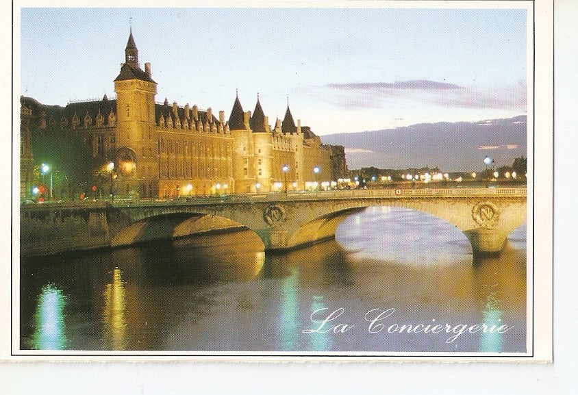 Postal 038880 : Paris au crepuscule. The Conciergerie