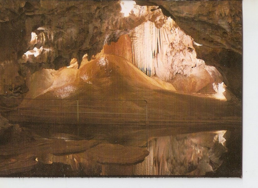 Postal 038909 : La Gruta de las Maravillas. Volcan