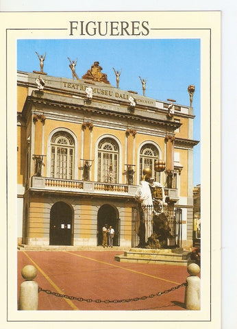 Postal 039024 : Figueres (Alt Emporda). Teatro-Museo Dali. Fachada principal