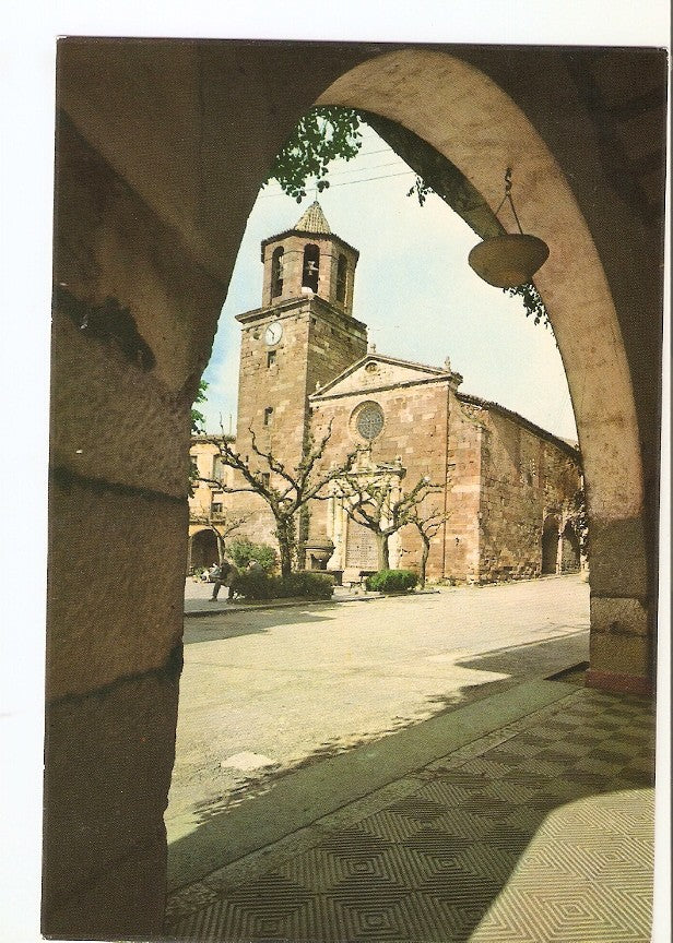 Postal 039179 : Prades (Tarragona). LEsglesia i la Font desde els Porchus