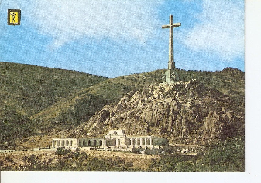 Postal 039378 : Santa Cruz del Valle de los Caidos. Entrada a la Basilica