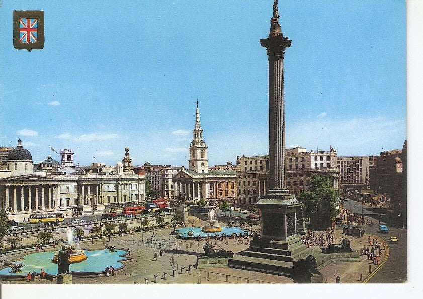 Postal 039416 : London. Place de Trafalgar et Monument a Nelson