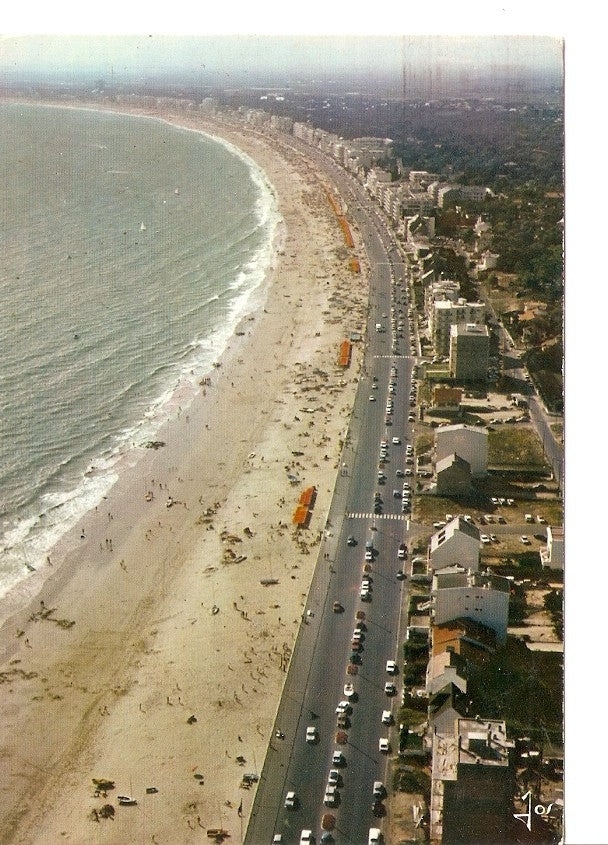 Postal 039500 : La Baule (L.-A.) - vue generale sur le boulevard de Mer