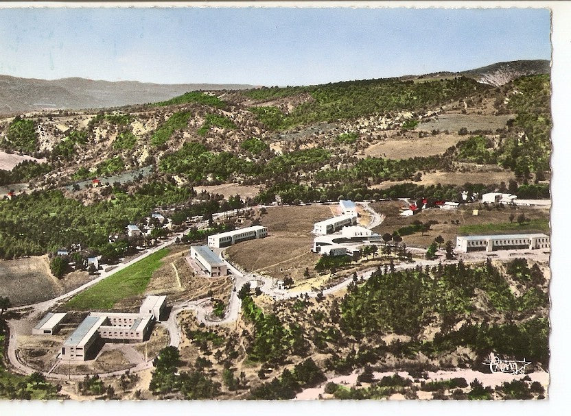 Postal 039571 : Digne (B.-Alpes) - vue panoramique sur lHospital Psychiatrique