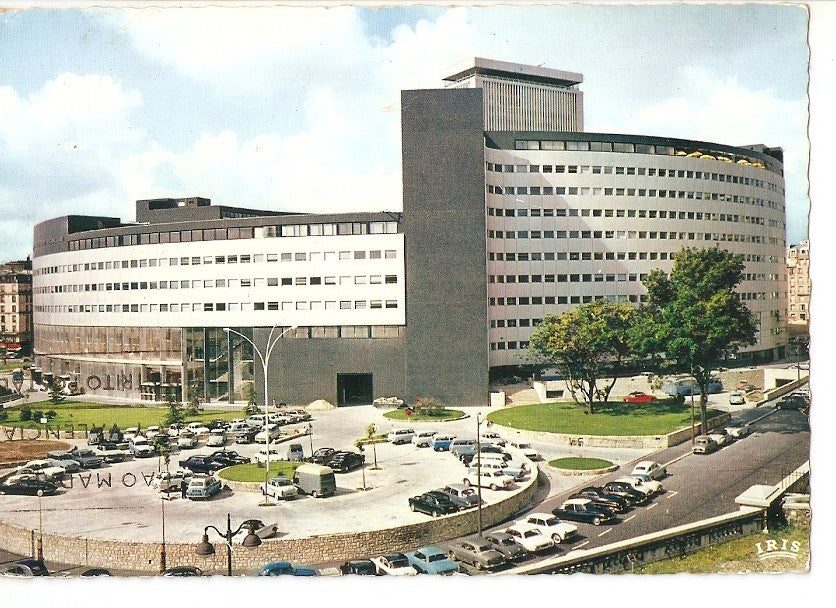 Postal 039900 : Paris. Maison de la Radio et de la Television (Architecte: M. Bernard)