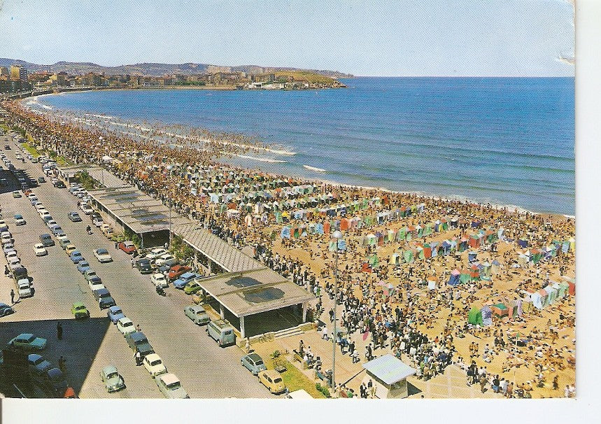 Postal 039976 : Gijon (Asturias) Playa de San Lorenzo