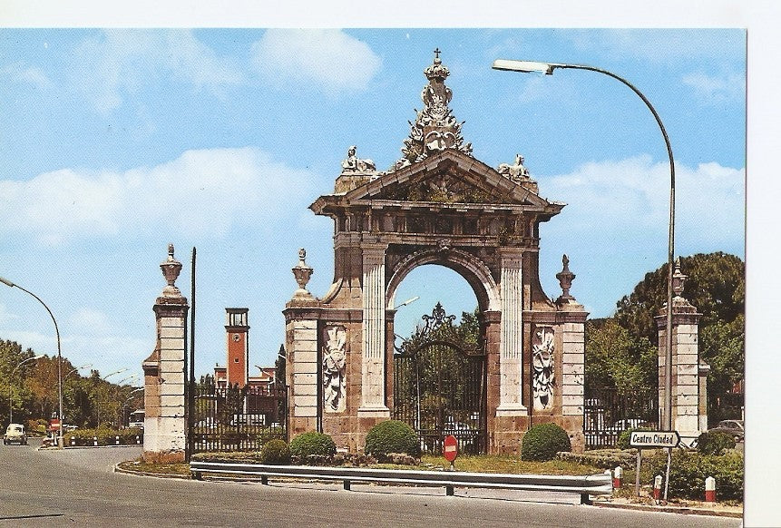 Postal 040091 : Madrid. Puerta de Hierro
