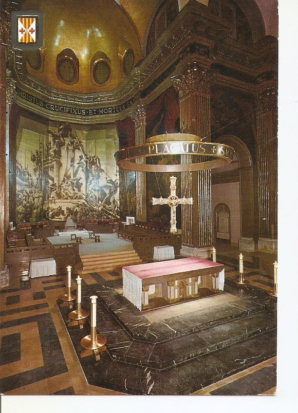 Postal 040167 : Vich. Catedral. Altar mayor y coro. Decorapo por Sert