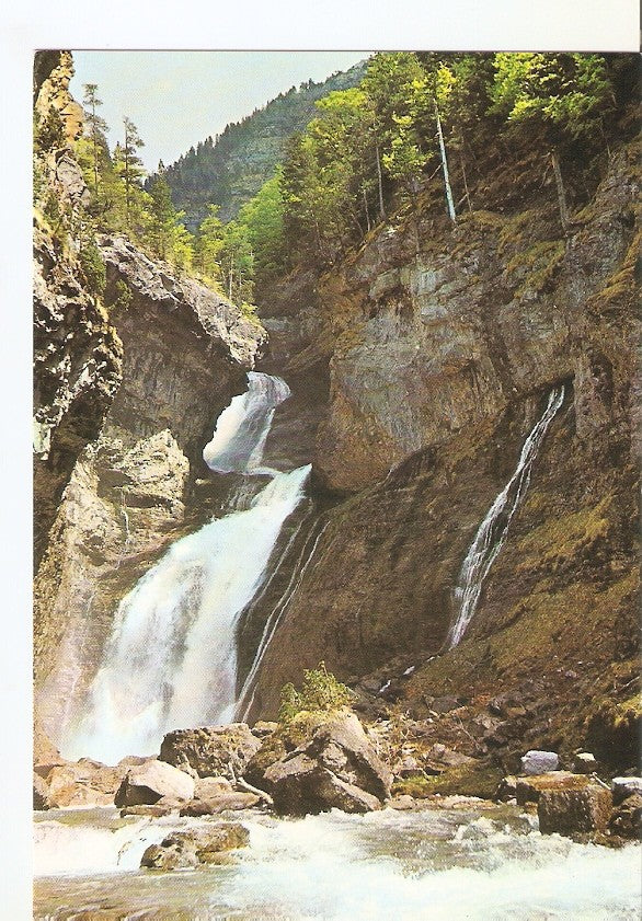Postal 040285 : Alto Aragon (Huesca) Ordesa - Cascada de la Cueva
