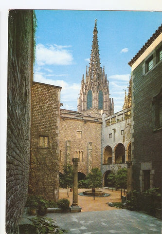 Postal 040352 : Barcelona B. Gotico- Museo Mares patio