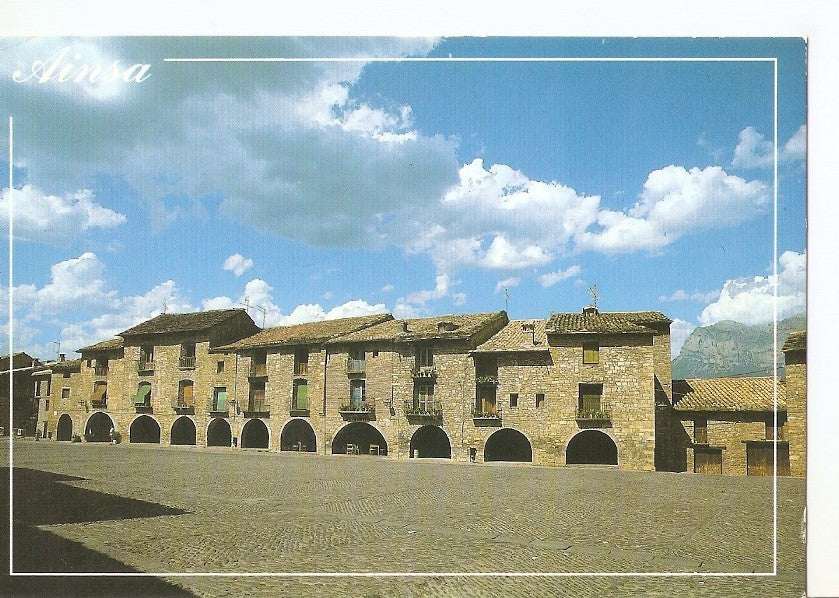 Postal 040455 : Ainsa (Huesca). Pirineo Aragones. Vista Plaza Mayor