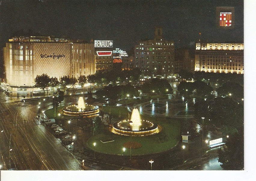 Postal 040501 : Barcelona. Vista nocturna de la Plaza Cataluña