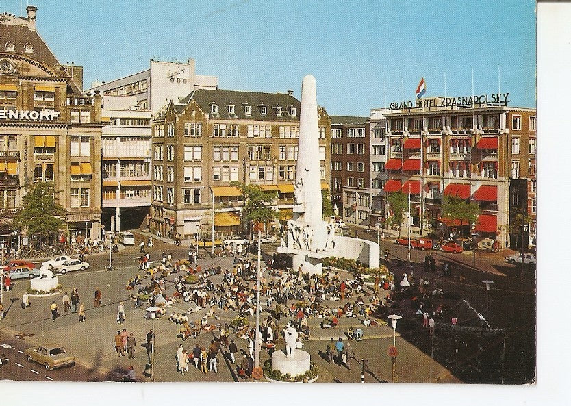 Postal 040562 : Amsterdam National Monument on the Dam
