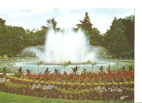 Postal 040611 : Toulouse (H G). Le jardin du Grand Rond Bassin et jet deau