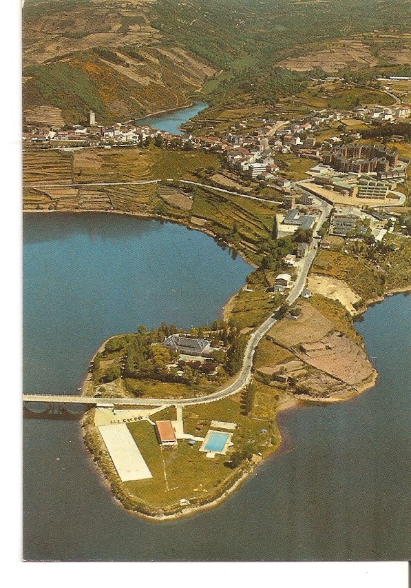 Postal 040833 : Viana del Bollo. Vista aerea