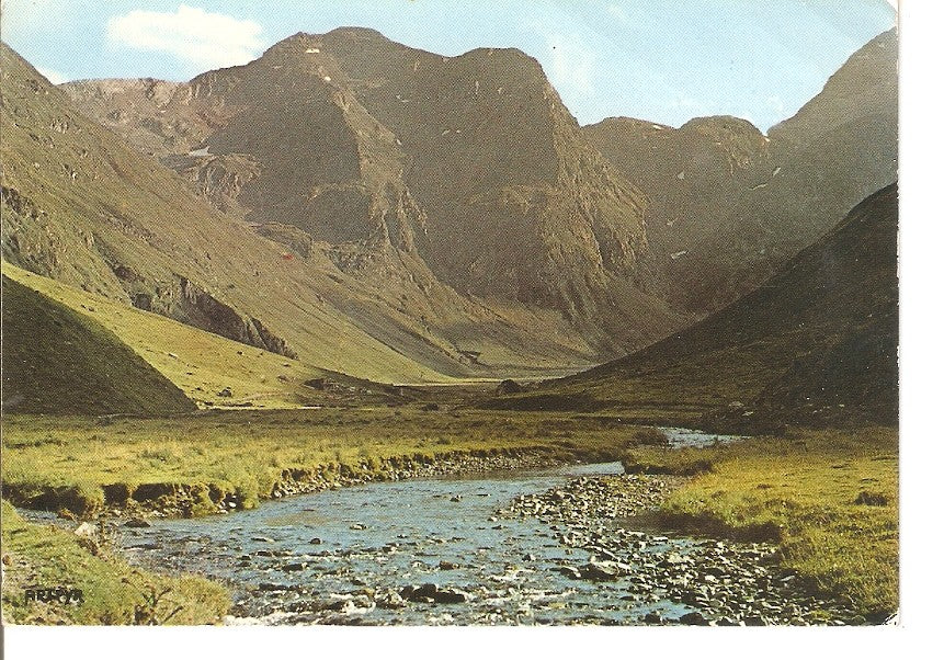 Postal 041064 : Hautes Pyrennes. Vallee de la Gela (Massif de Troumouse-Barroude)