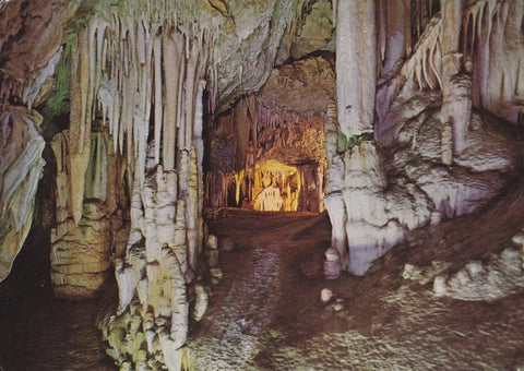 Postal 60529. Cuevas de Campanet Teatrillo (Mallorca)