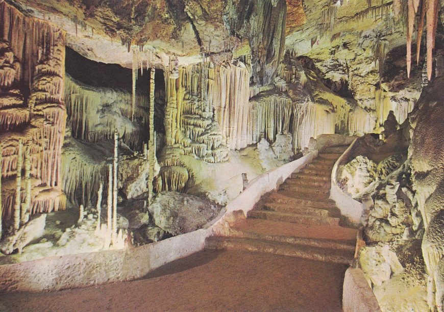 Postal 60531. Cuevas de Campanet Palacio de las hadas (Mallorca)