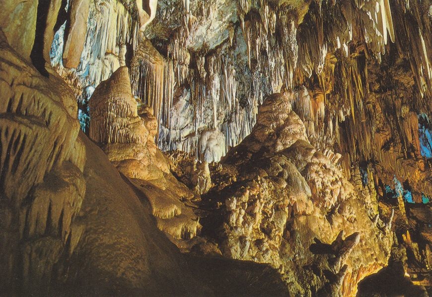 Postal 60545. Sala de cataclismo. Cuevas de Nerja.  Malaga