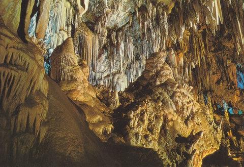 Postal 60545. Sala de cataclismo. Cuevas de Nerja.  Malaga