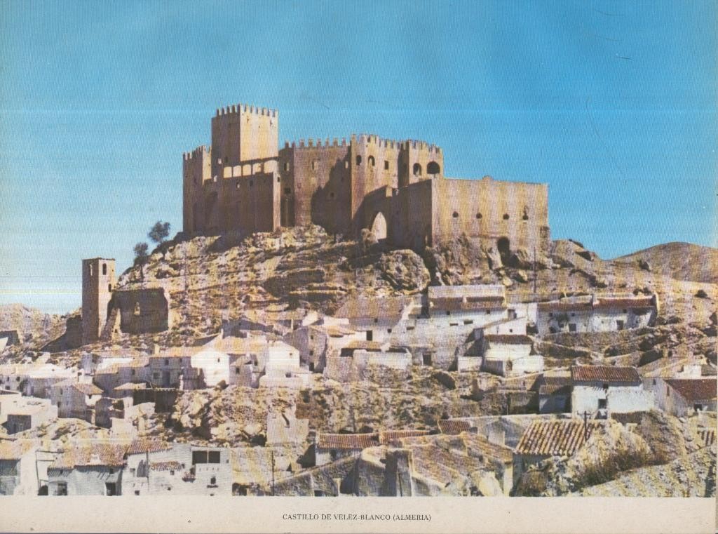 Lamina Castillos de España Edicion 1967 No.007: CASTILLO DE VELEZ-BLANCO (Almeria)