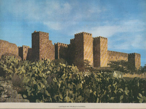 Lamina Castillos de España Edicion 1967 No.010: CASTILLO DE TRUJILLO (Caceres)