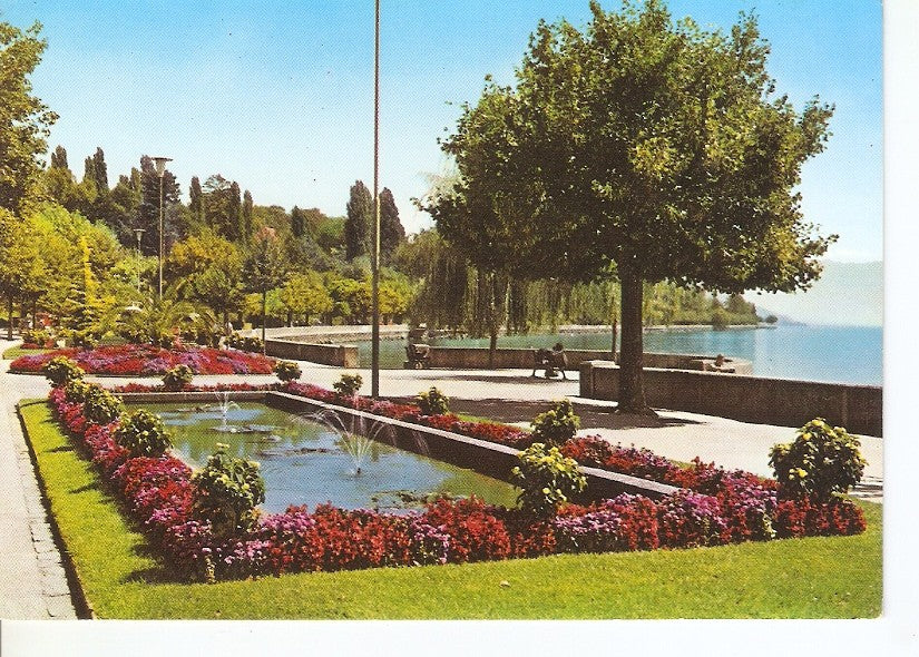 Postal 044513 : Lausanne. Lake front at Ouchy