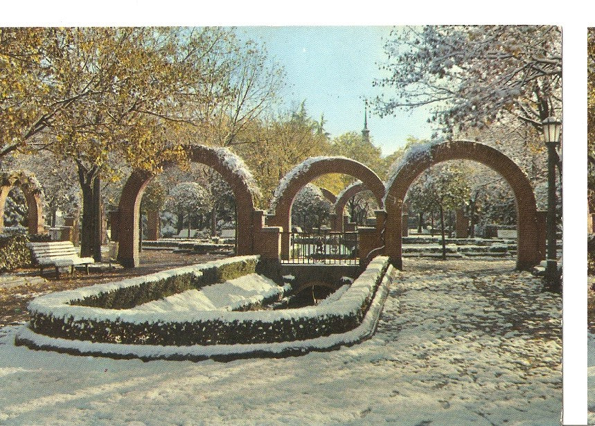 Postal 044529 : Pamplona. Parque Media Luna nevado