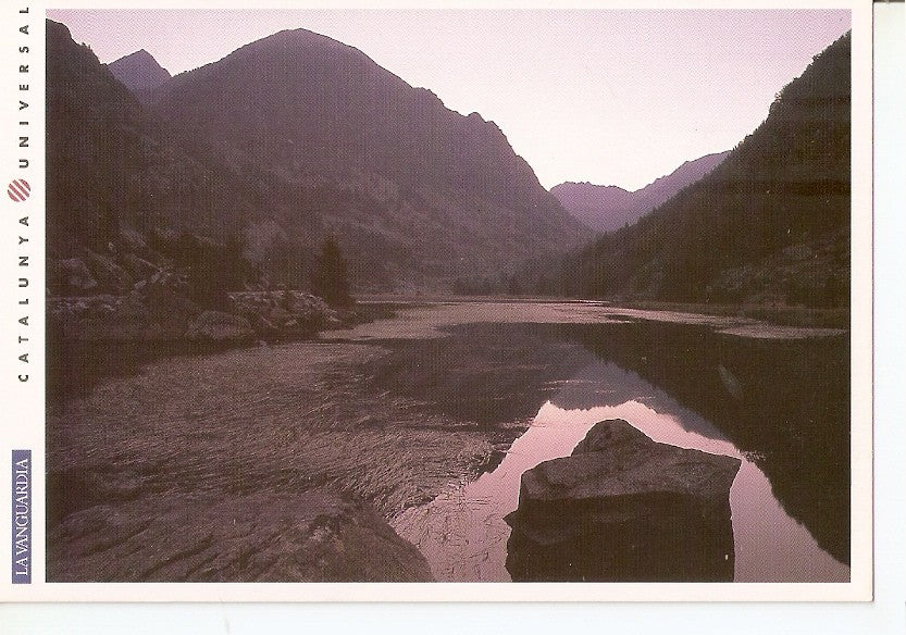 Postal 044581 : Amanecer en Aiguestortes en el paraje del Estany de la Llebreta
